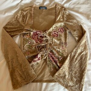 Vintage Velvet Floral Detailed Flared Long Sleeve Top